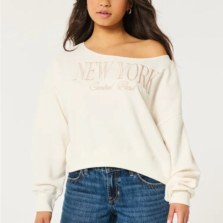 Hollister Sweatshirts Women's-11