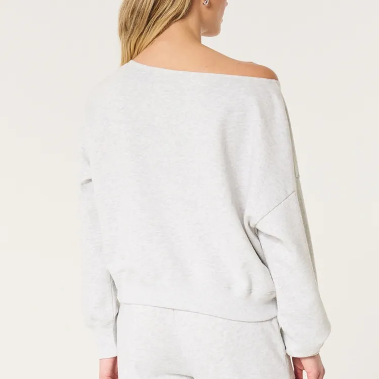 Hollister Sweatshirts Women's-3