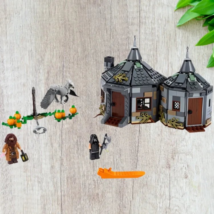LEGO Harry Potter Hagrid's Hut: Buckbeak's Rescue-2