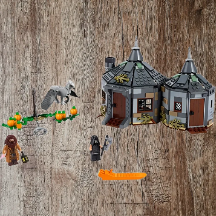 LEGO Harry Potter Hagrid's Hut: Buckbeak's Rescue-3
