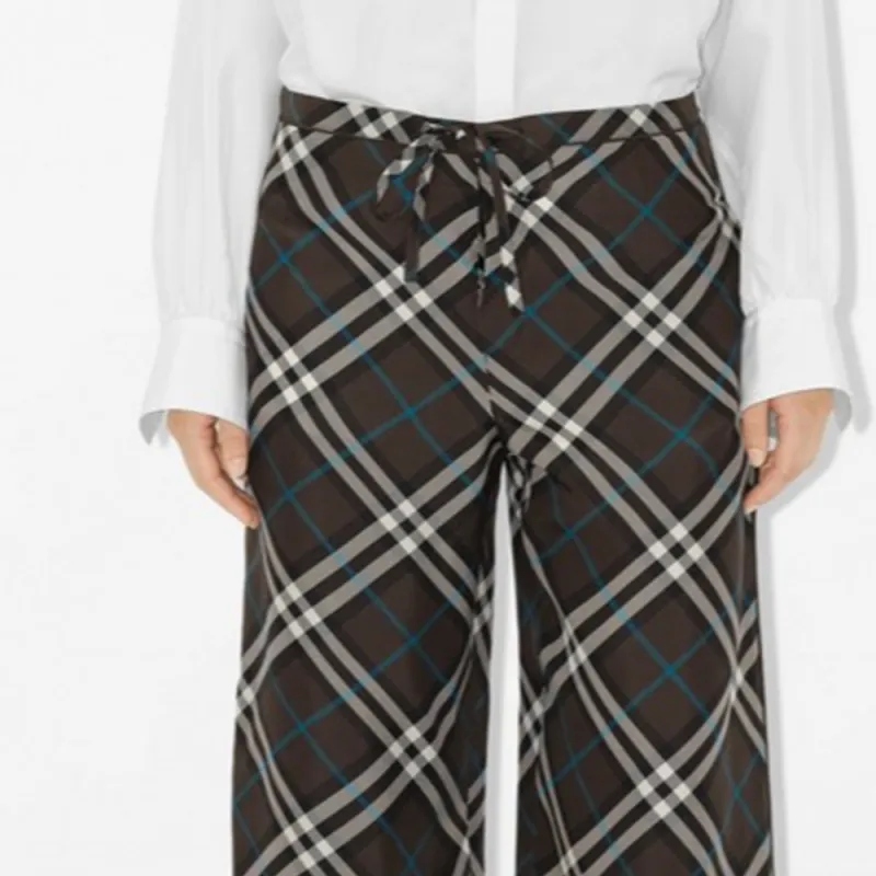 Burberry Check Pattern Straight Leg Trousers-4
