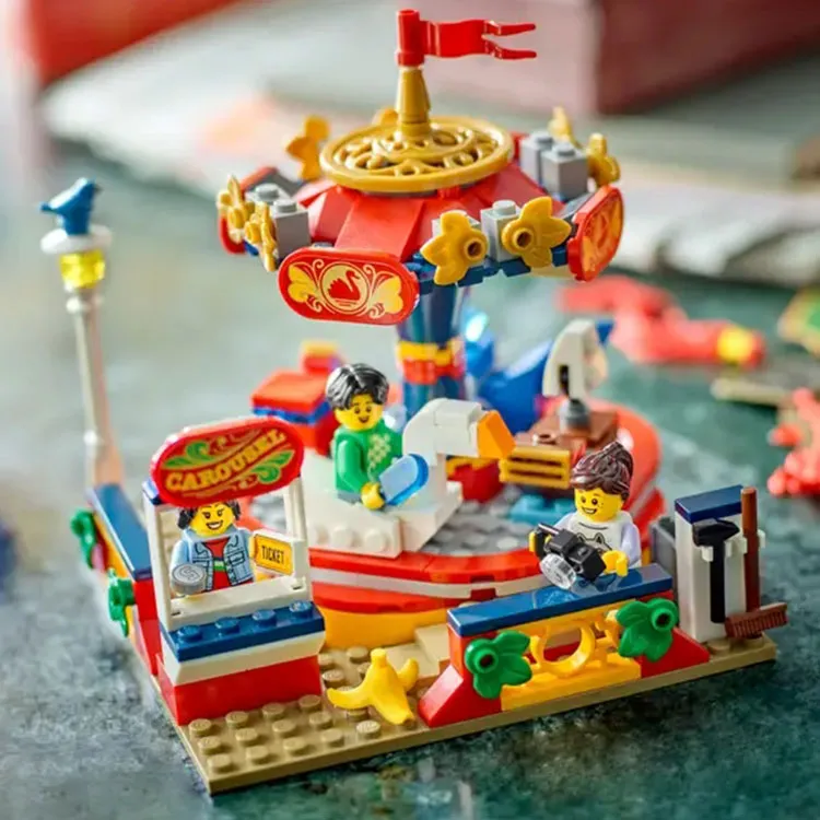 LEGO Carousel Ride Building Blocks 40714-3