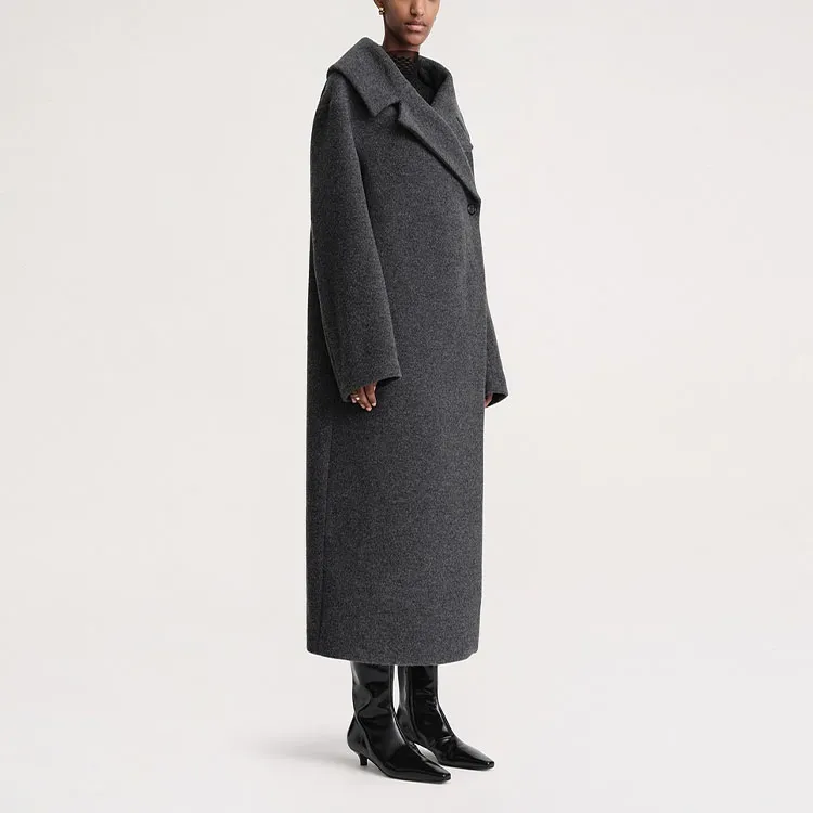 TOTEME Notched-Lapels Double-Breasted Coat-3