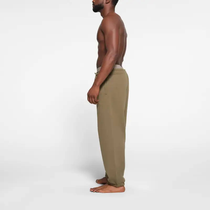 SKIMS FLEECE LOUNGE MENS RELAXED JOGGER Casual Pants Men's ARMY/Army Green-3