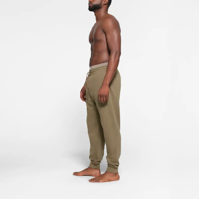 SKIMS FLEECE LOUNGE MENS TAPERED JOGGER Casual Pants Men's ARMY/Army Green-3