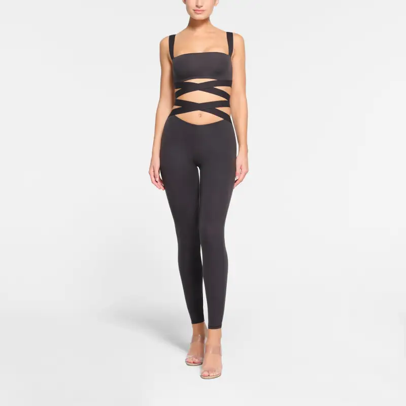 SKIMS FITS EVERYBODY WRAP SUPER CROPPED TANK Camisole Women's ONYX/Onyx-1