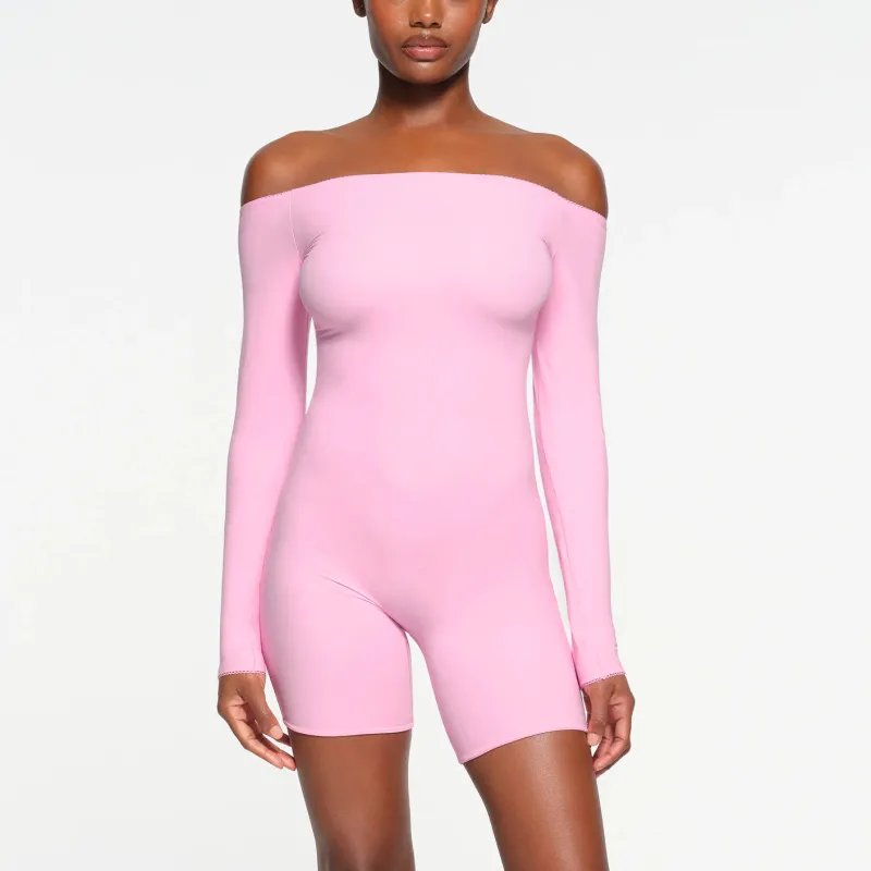 SKIMS Valentine's Day FITS EVERYBODY PICOT TRIM Off THE SHOULDER ONESIE Bodysuits Women's BUBBLE GUM/Bubble Gum-1