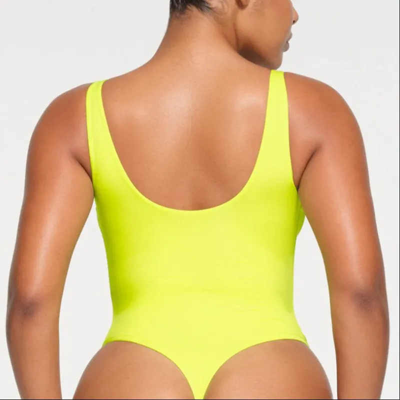 SKIMS FITS EVERYBODY SQUARE NECK BODYSUIT Bodysuits Women's DAFFODIL/Daffodil-2