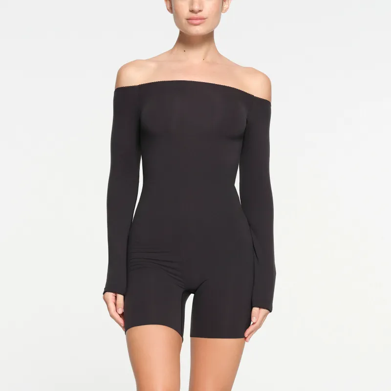 SKIMS FITS EVERYBODY PICOT TRIM OFF THE SHOULDER ONESIE Bodysuits Women's ONYX/Onyx-1