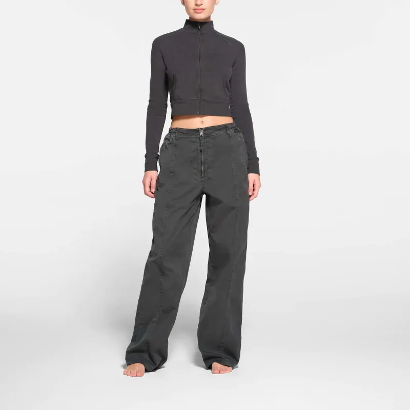 SKIMS OUTDOOR WOVEN PANT Casual Pants Women's ASH/Ash Gray-1