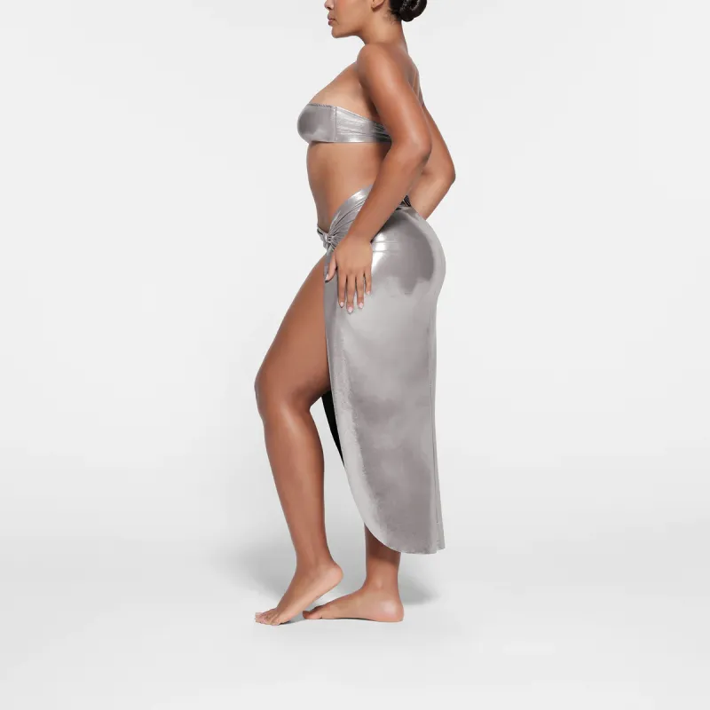 SKIMS LIQUID SHINE SWIM SARONG SKIRT Swim Dresses & Skirts Women's SMOKE/Smoke Gray-3