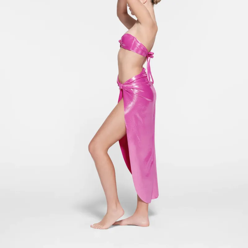 SKIMS LIQUID SHINE SWIM SARONG SKIRT Swim Dresses & Skirts Women's Lollipop/Popstick-3