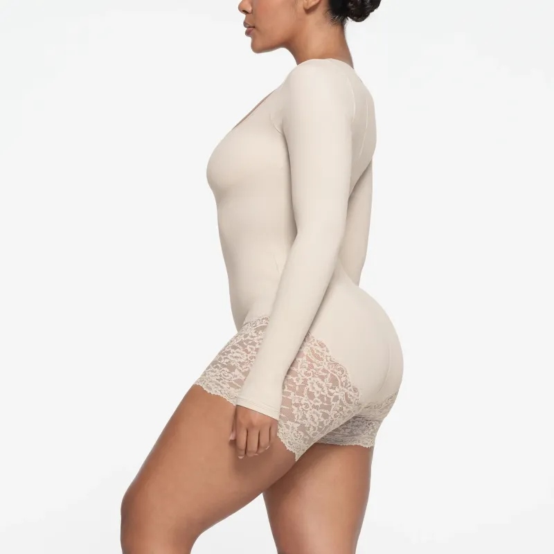 SKIMS FITS EVERYBODY LACE LONG SLEEVE ONESIE Bodysuits Women's STONE/Stone Color-3