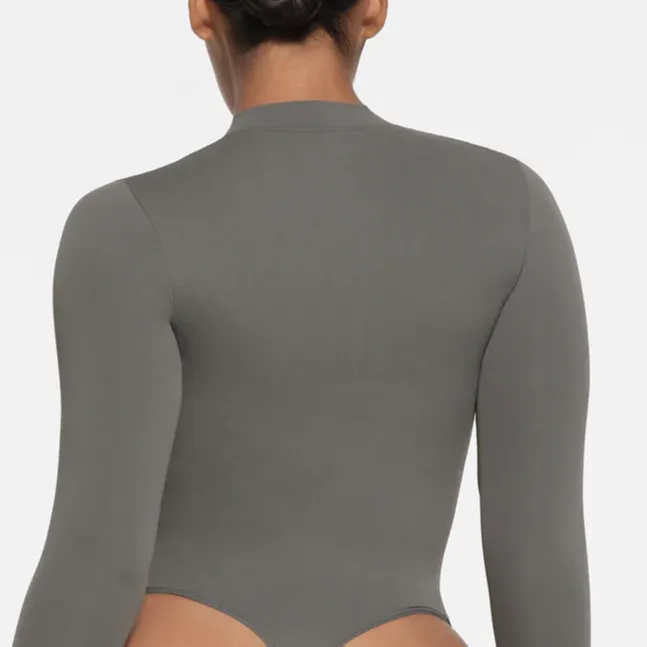 SKIMS CONTOUR NYLON ZIP FRONT LONG SLEEVE BODYSUIT Bodysuits Women's GUNMETAL/Bronze-2