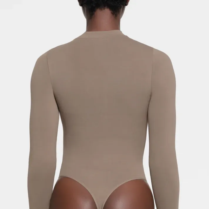SKIMS CONTOUR NYLON ZIP FRONT LONG SLEEVE BODYSUIT Bodysuits Women's TRUFFLE/Truffle Color-2