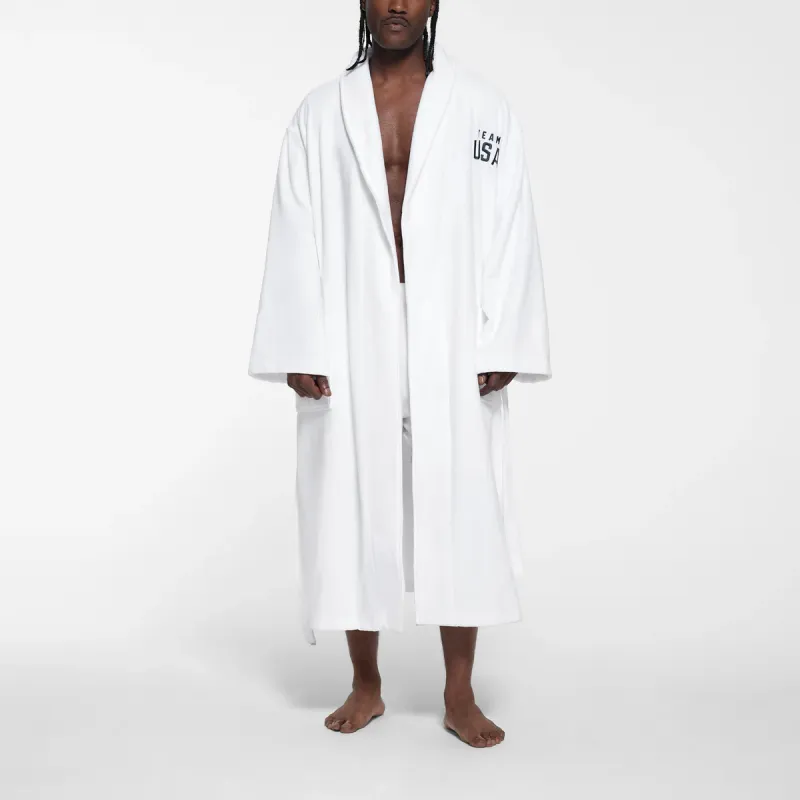 SKIMS x MEIGUOAOYUNDUI LIANMINGKUAN SS24 FOR TEAM USA TERRY OLYMPIC UNISEX ROBE Pajama Robe Unisex White/White-3