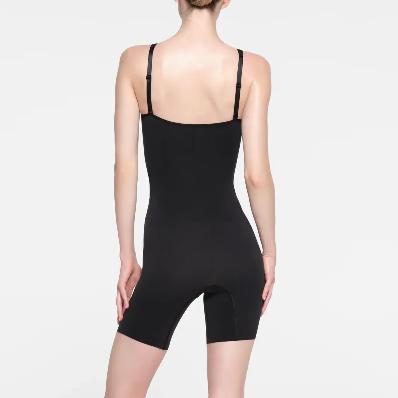 SKIMS SEAMLESS SCULPT ZIP FRONT MID THIGH BODYSUIT Bodysuits Women's ONYX/Onyx-2