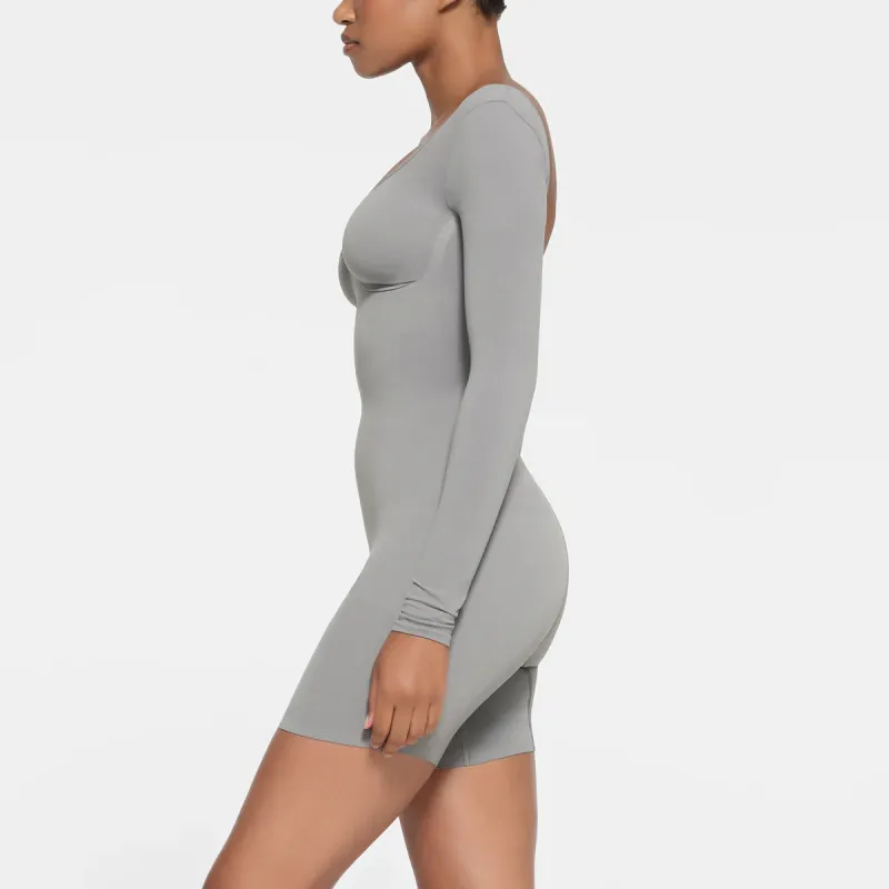 SKIMS SEAMLESS SCULPT LONG SLEEVE LOW BACK MID THIGH BODYSUIT Bodysuits Women's Pacific-3