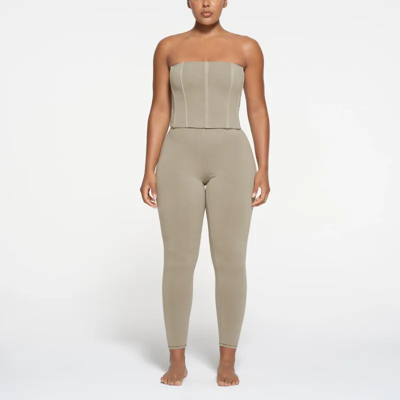 SKIMS SS24 Summer Collection OUTDOOR HIGH-WAISTED LEGGING Leggings Women's TAUPE/Taupe-1