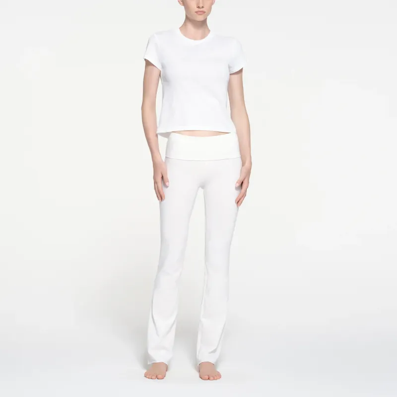 SKIMS Regular T Shirt Women's SNOW/Snow-1