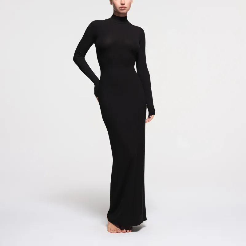 SKIMS SOFT LOUNGE TURTLENECK LONG DRESS Long Sleeved Dresses Women's ONYX/Onyx-1