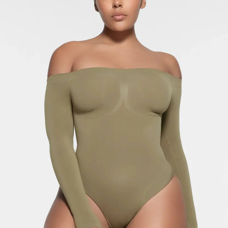 SKIMS SEAMLESS SCULPT OFF THE SHOULDER BRIEF BODYSUIT Bodysuits Women's ARMY/Army Green-1
