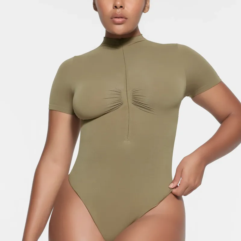 SKIMS SEAMLESS SCULPT ZIP FRONT T-SHIRT THONG BODYSUIT Bodysuits Women's ARMY/Army Green-1