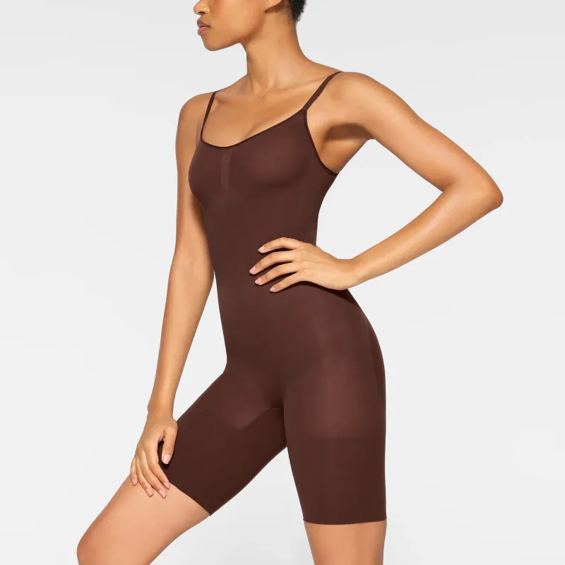 SKIMS EVERYDAY SCULPT MID THIGH BODYSUIT Jumpsuit Women's COCOA/Cocoa-2