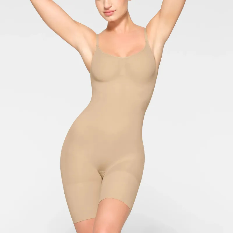 SKIMS EVERYDAY SCULPT MID THIGH BODYSUIT Jumpsuit Women's CLAY/Clay-2