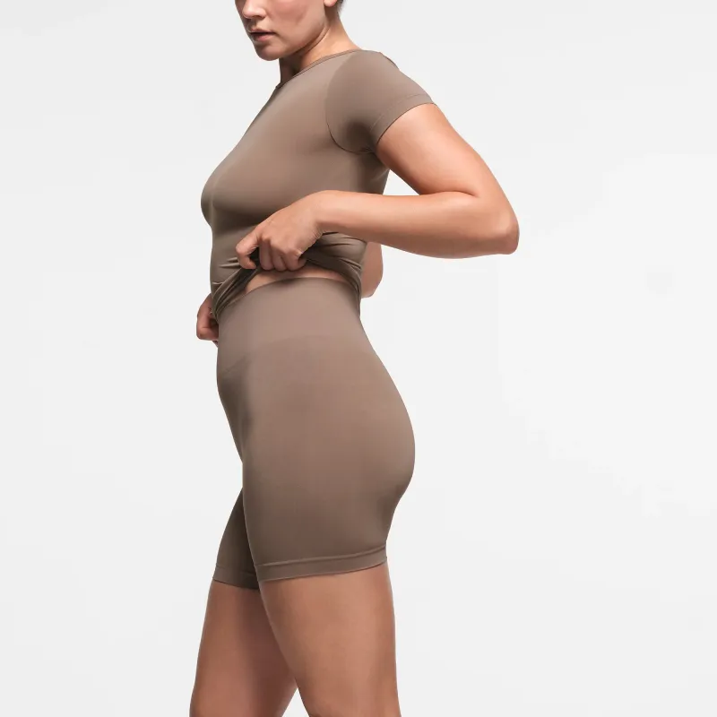 SKIMS SOFT SMOOTHING SEAMLESS SHORT Casual Shorts Women's TRUFFLE/Truffle Color-3