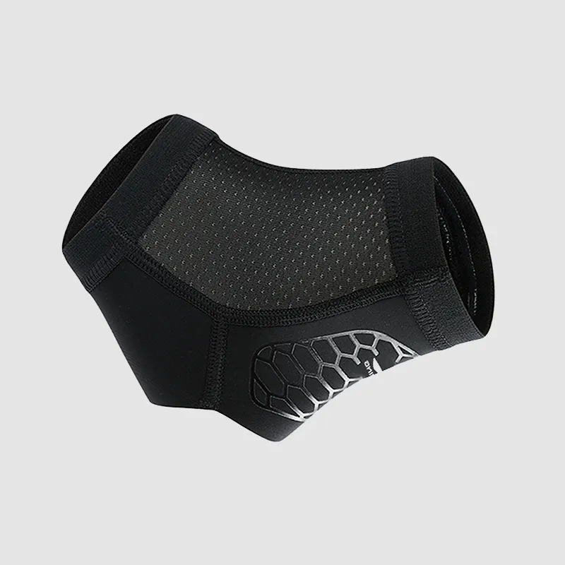 LiNing Basketball Soccer Protective Gear Sets Professional Protective-4