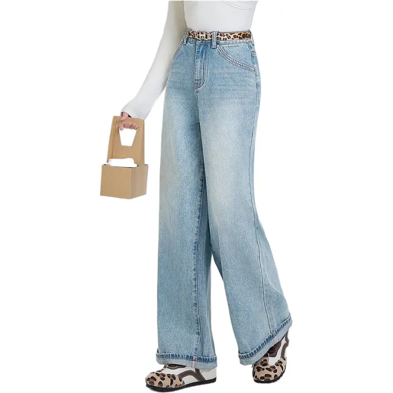 Three Blessings Jeans Women's Light Blue-3