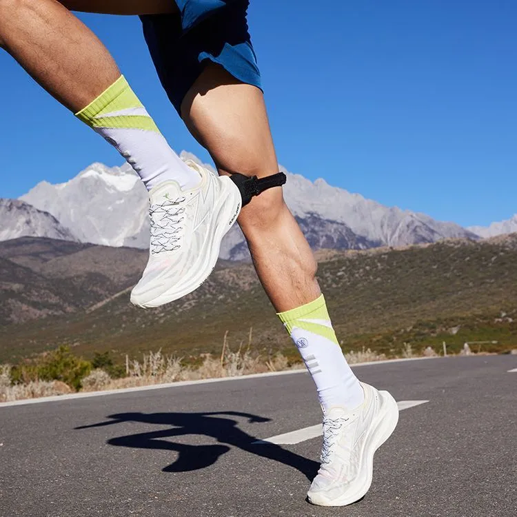 361° Feiran 2 Anti Slip Wear Resistant Low Top Running Shoes Unisex Feather White-5