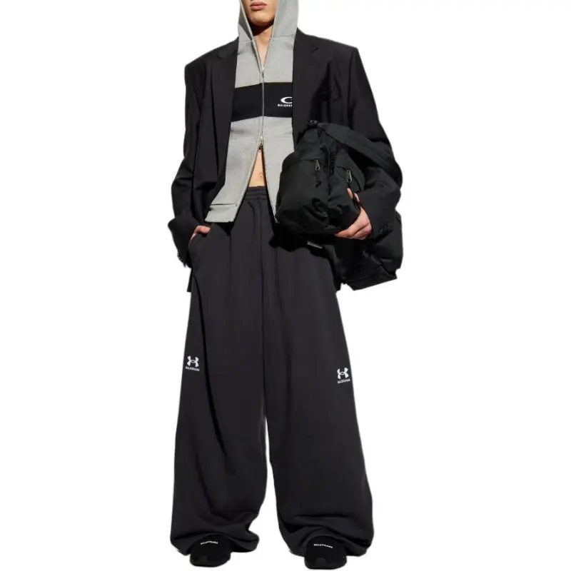 Balenciaga Logo Embroidered Zipped Hoodie-3