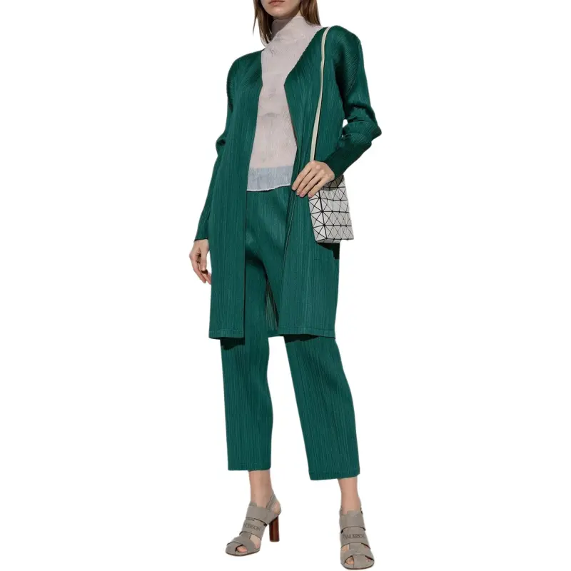 PLEATS PLEASE ISSEY MIYAKE Knitwear Women's Green-2