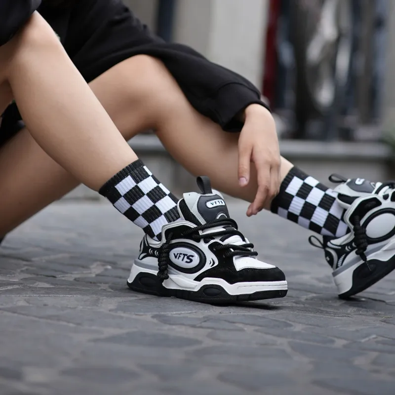 VFTS Fashion Puffy Shoes Coverage Warm Slip-Resistant Cushioning Wear-Resistant Balance Low-Top Skateboard Shoes Unisex-6