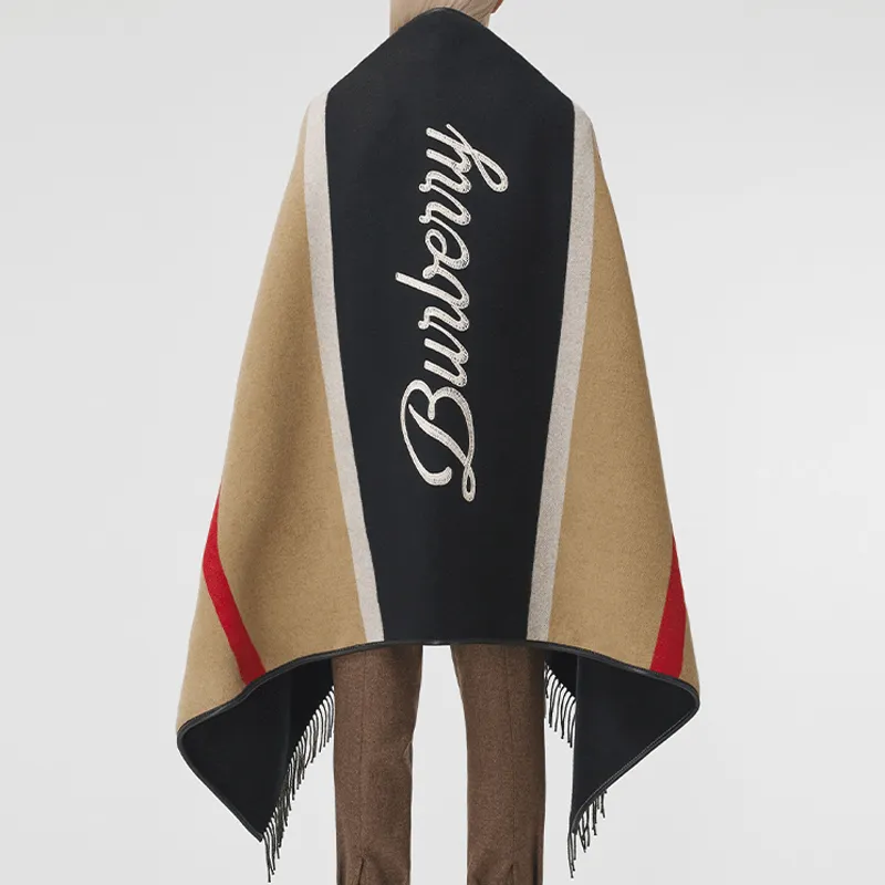 Burberry Cloaks Women's Beige-2