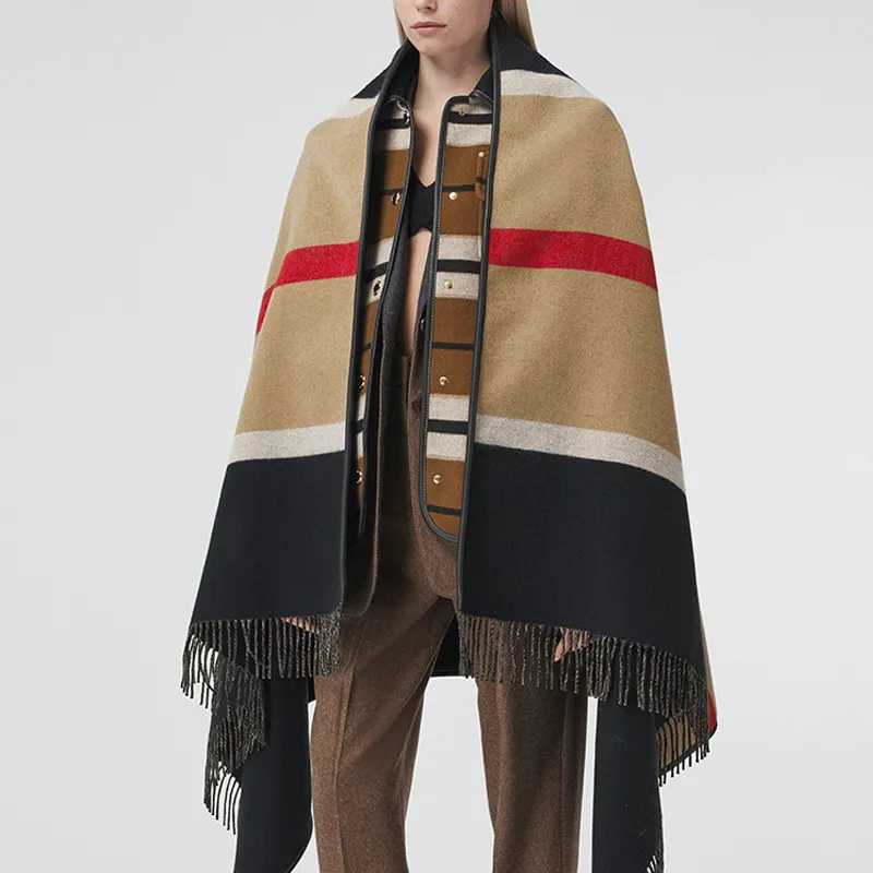 Burberry Cloaks Women's Beige-3