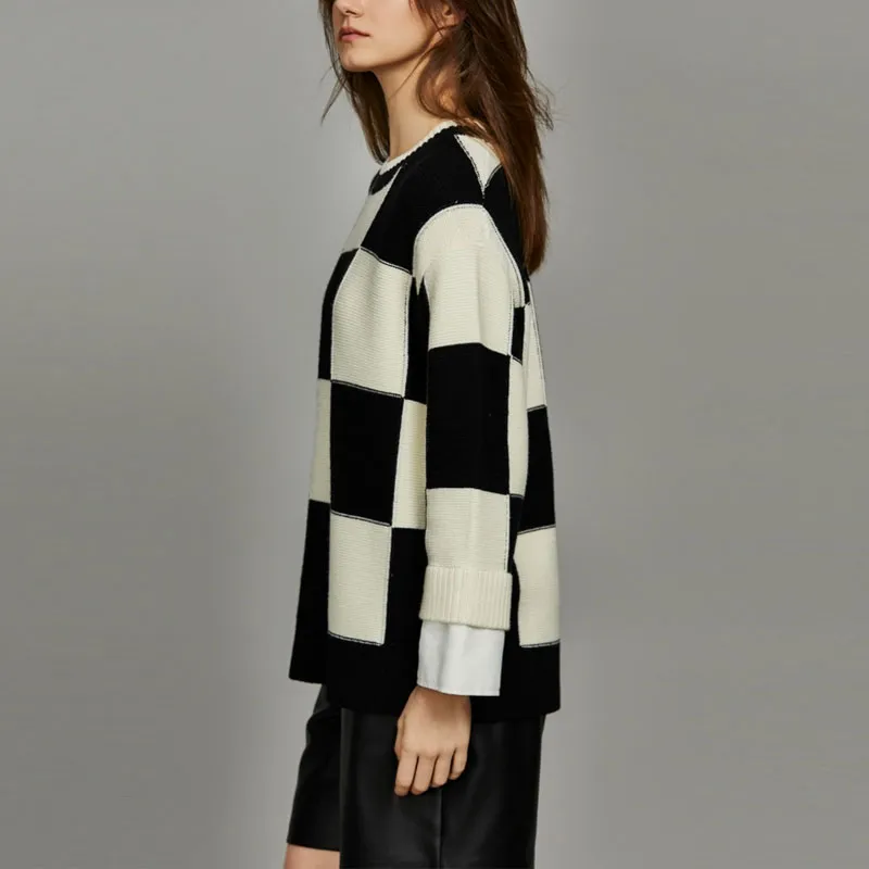 ELLE Knitwear Women's Black White Plaid-1