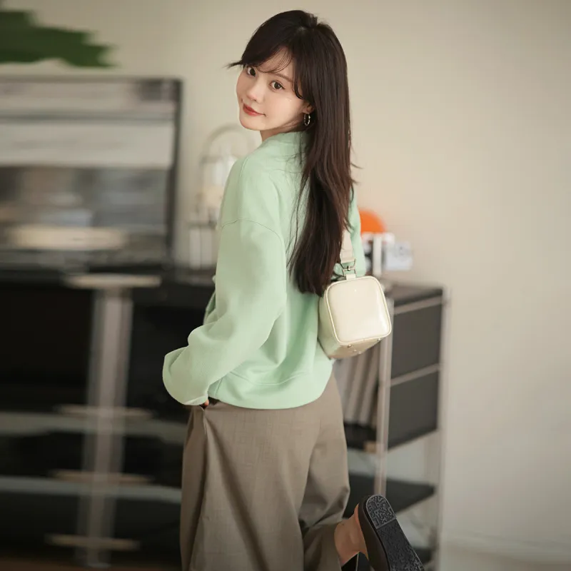 Mt Sweatshirt Women's Pea Green-3