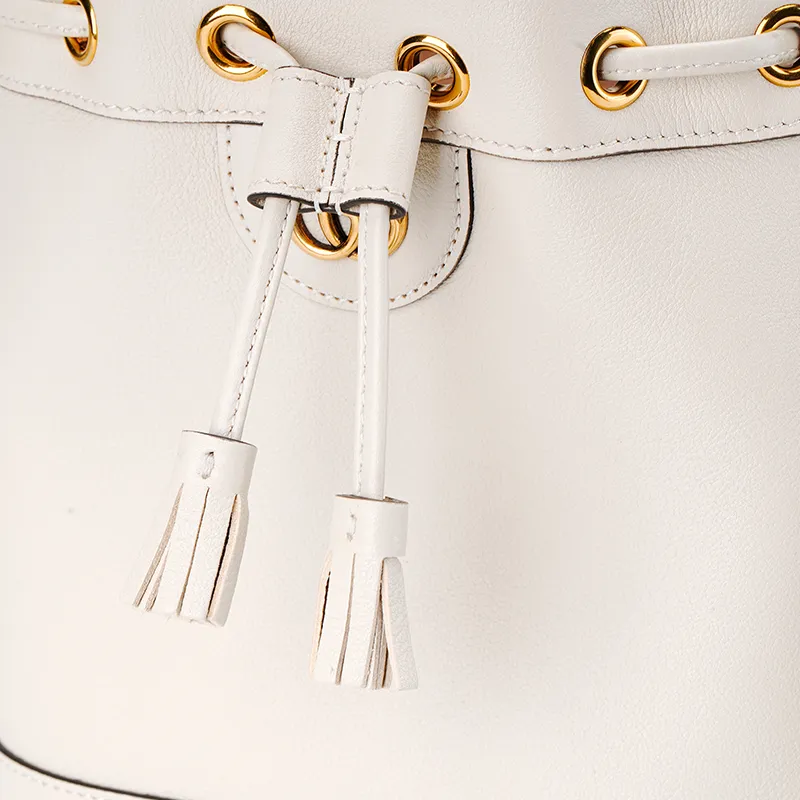 GUCCI Diana Handbags-4