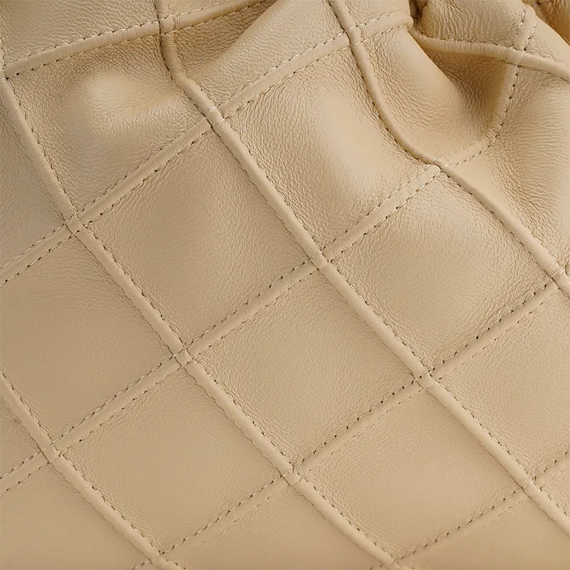 TORY BURCH Fleming Mini Hobo Bag Vanilla Soft Serve-4