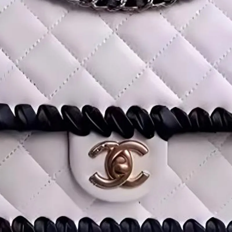 CHANEL 22c Early Spring Sheepskin Gold Coin Tofu Bag, Crossbody Bag, Shoulder Bag Medium Size Women's White-2