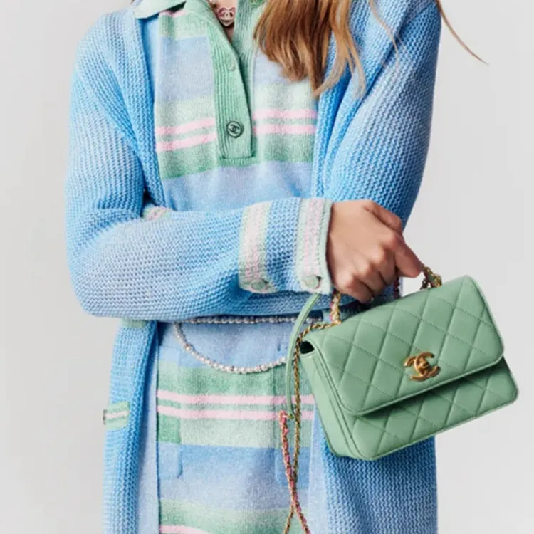 CHANEL Calfskin Chain Bag, Cell Phone Pouch, Handbag, Shoulder Bag, Crossbody Bag Women's Light Green-6
