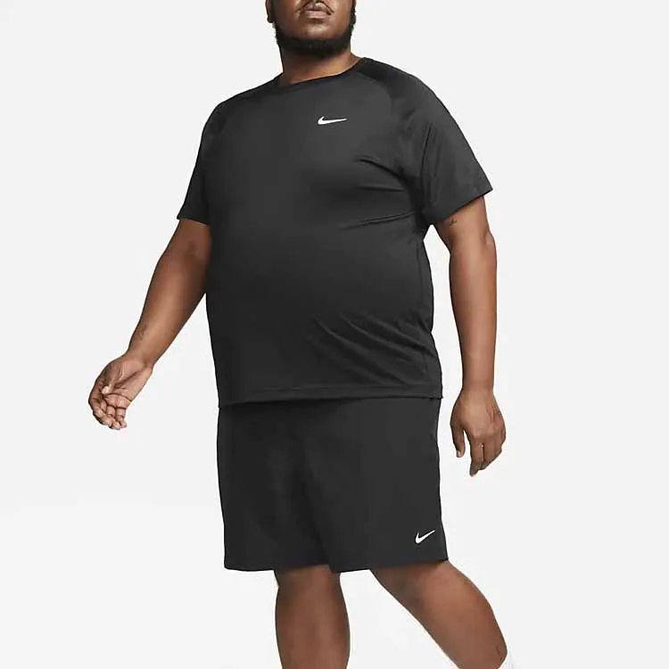 Nike Form Men's Dri FIT 7' Unlined Versatile Shorts-2