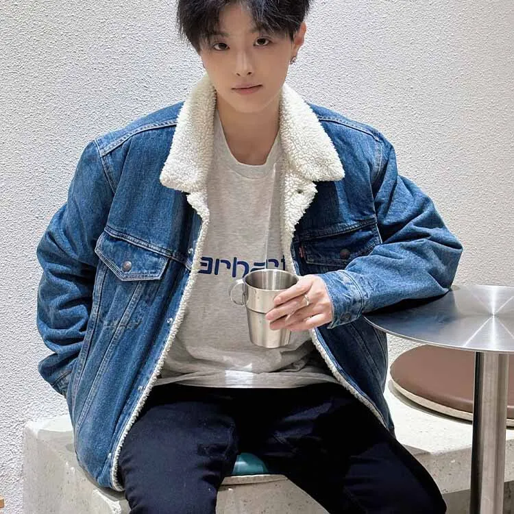 Levis Lining trim Denim Coat-4