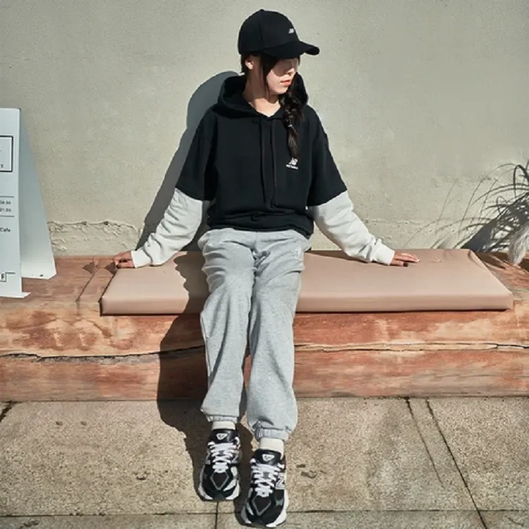 New Balance Sweatshirt Unisex Black-3