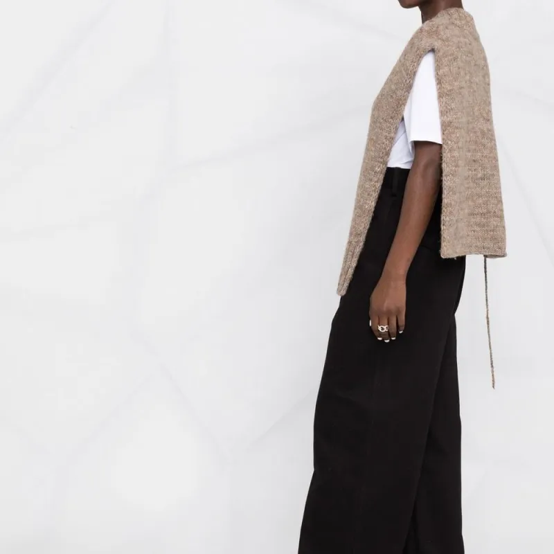 Maison Margiela V Neck Ribbed Knitted Vest-5