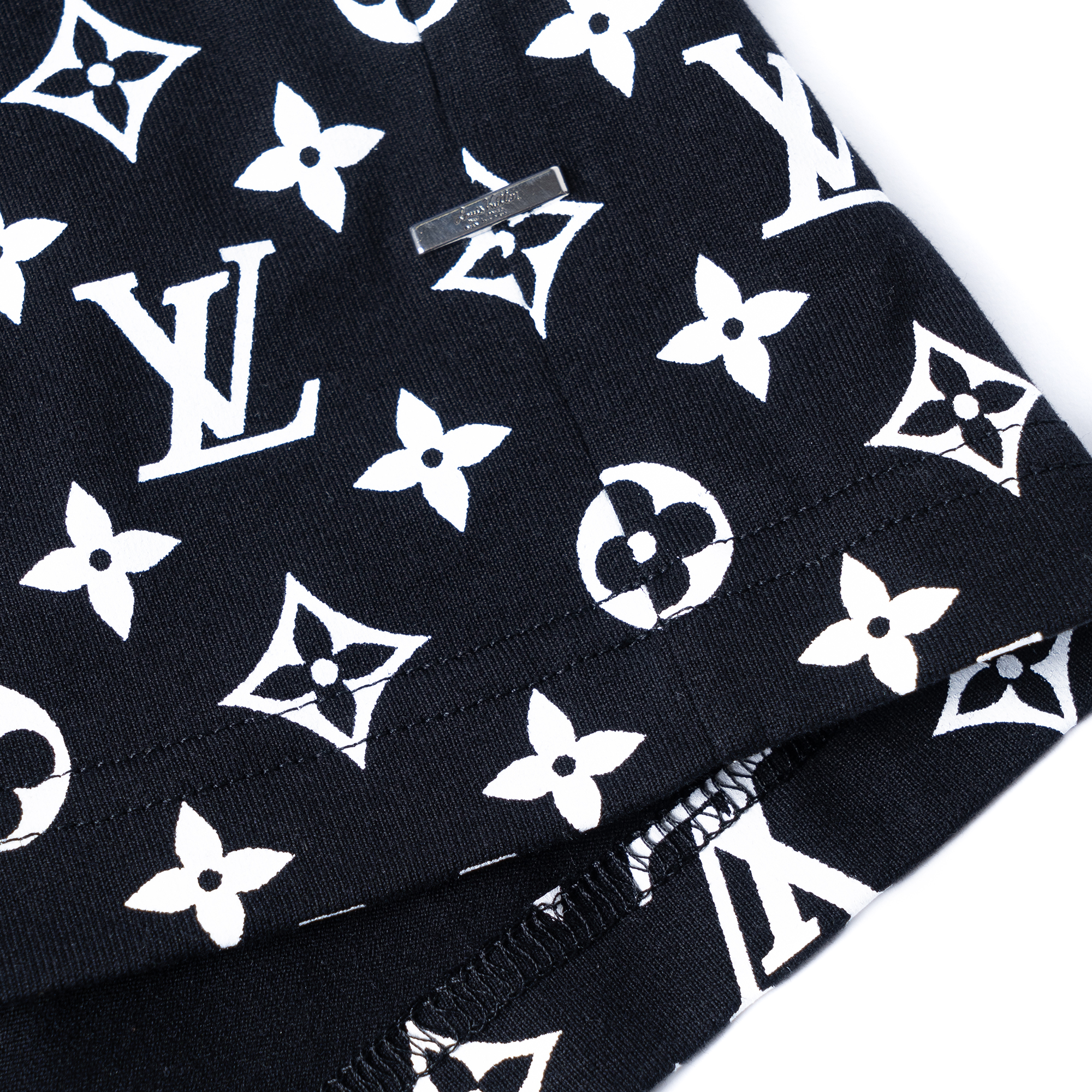 LOUIS VUITTON T Shirt Men's Black - POIZON LOUIS VUITTON T Shirt Men's Black - POIZON