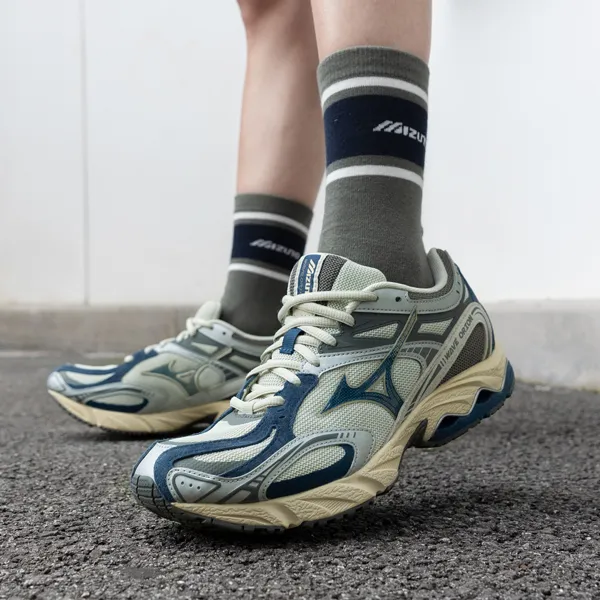 Mizuno Wave Orion 'Retro Blue'-6